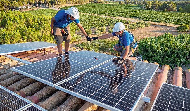 d&eacute;couvrez comment installer des panneaux solaires chez vous pour r&eacute;duire vos factures d