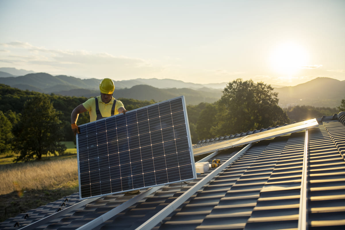 découvrez comment l'installation de panneaux solaires peut transformer votre maison en une source d'énergie durable et rentable. profitez d'économies sur vos factures d'électricité tout en contribuant à la protection de l'environnement grâce à des solutions solaires adaptées à vos besoins.