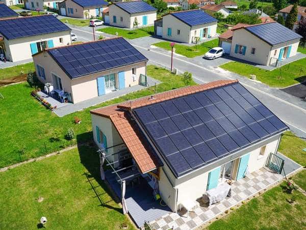 d&eacute;couvrez comment installer des panneaux solaires chez vous pour r&eacute;duire votre facture d