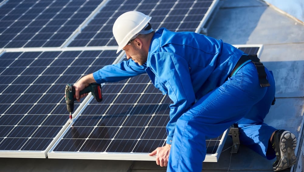 d&eacute;couvrez comment installer des panneaux solaires chez vous et b&eacute;n&eacute;ficier d