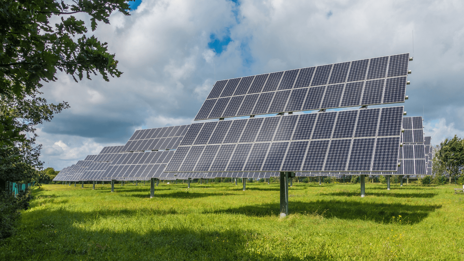 découvrez les avantages des panneaux photovoltaïques pour produire une énergie renouvelable et réduire vos factures d'électricité. informez-vous sur leur fonctionnement, leur installation et les aides disponibles pour investir dans une solution durable et économique.